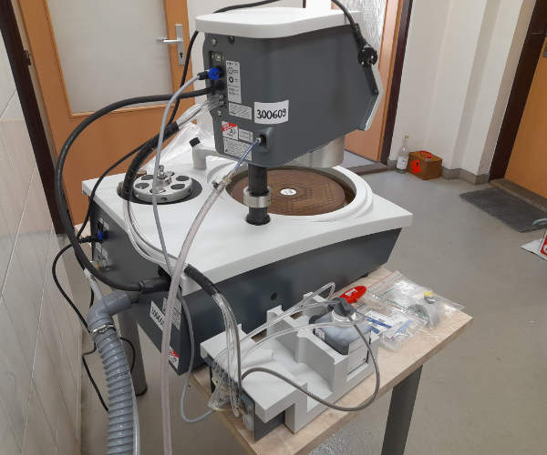 Zkušebna - Ruční bruska a leštička SMARTLAM 2.0