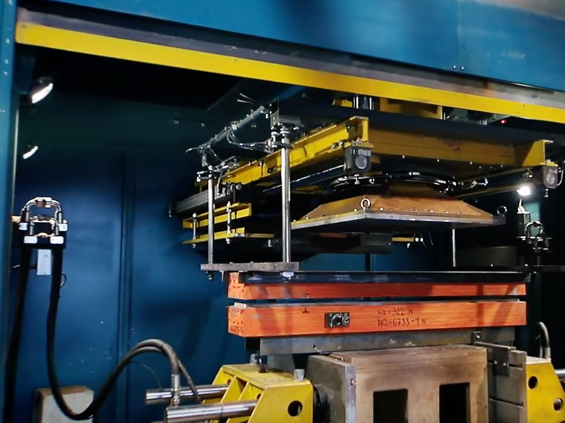 Modernisation of core shop, new VGi 40 scoring machine, core drying oven 